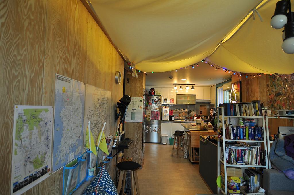 Ostello Backpackers Inside Seul Esterno foto