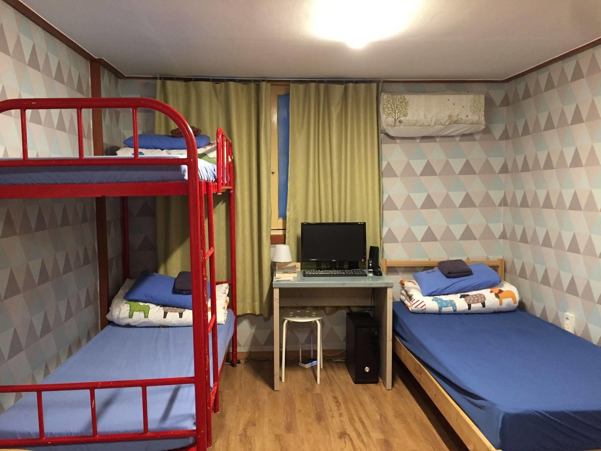 Ostello Backpackers Inside Seul Esterno foto